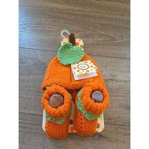 Little me baby pumpkin accessories hat and booties 0-6 mos